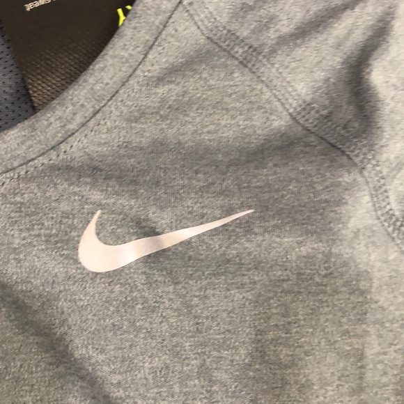 Nike dri-fit shirt - Picture 2 of 5